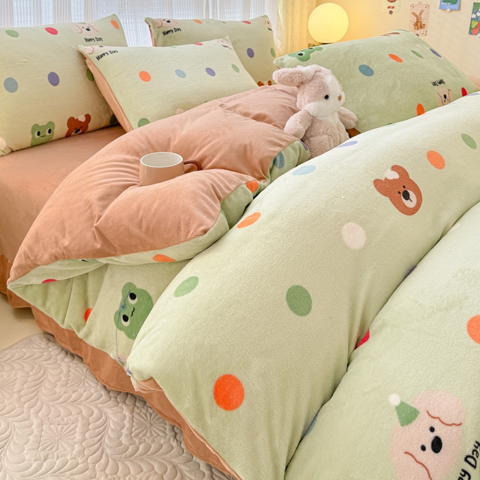 91家纺网 家纺一手货源 找家纺 仟网汇 2025新款直播热款跑量牛奶绒印花款四件套 波点熊