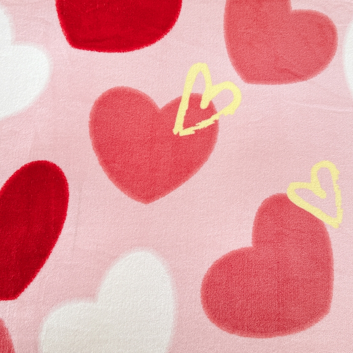 91家纺网 家纺一手货源 找家纺 仟网汇 2025新款直播热款跑量牛奶绒印花款四件套 红爱心