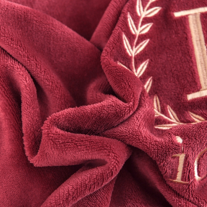 91家纺网 家纺一手货源 找家纺 （总）仟网汇 2025热款轻奢贵族风蕾丝立体刺绣高克重牛奶绒四件套金貂绒法莱绒