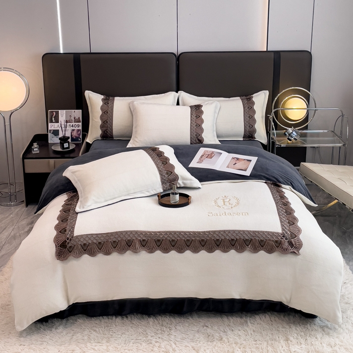 91家纺网 家纺一手货源 找家纺 （总）仟网汇 2025热款轻奢贵族风蕾丝立体刺绣高克重牛奶绒四件套金貂绒法莱绒