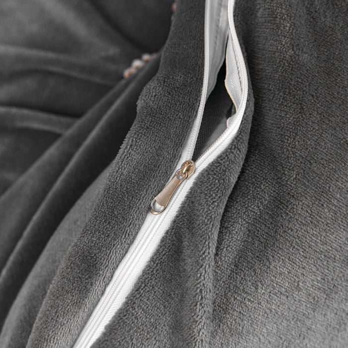 91家纺网 家纺一手货源 找家纺 仟网汇 2025热款轻奢贵族风蕾丝立体刺绣高克重牛奶绒四件套金貂绒法莱绒 高级灰