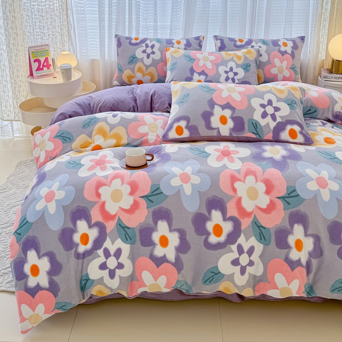 91家纺网 家纺一手货源 找家纺 仟网汇 2025新款直播热款跑量牛奶绒印花款四件套 太阳花