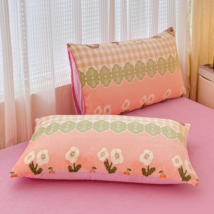 91家纺网 家纺一手货源 找家纺 仟网汇 2025新款直播热款跑量牛奶绒印花款四件套 小游园