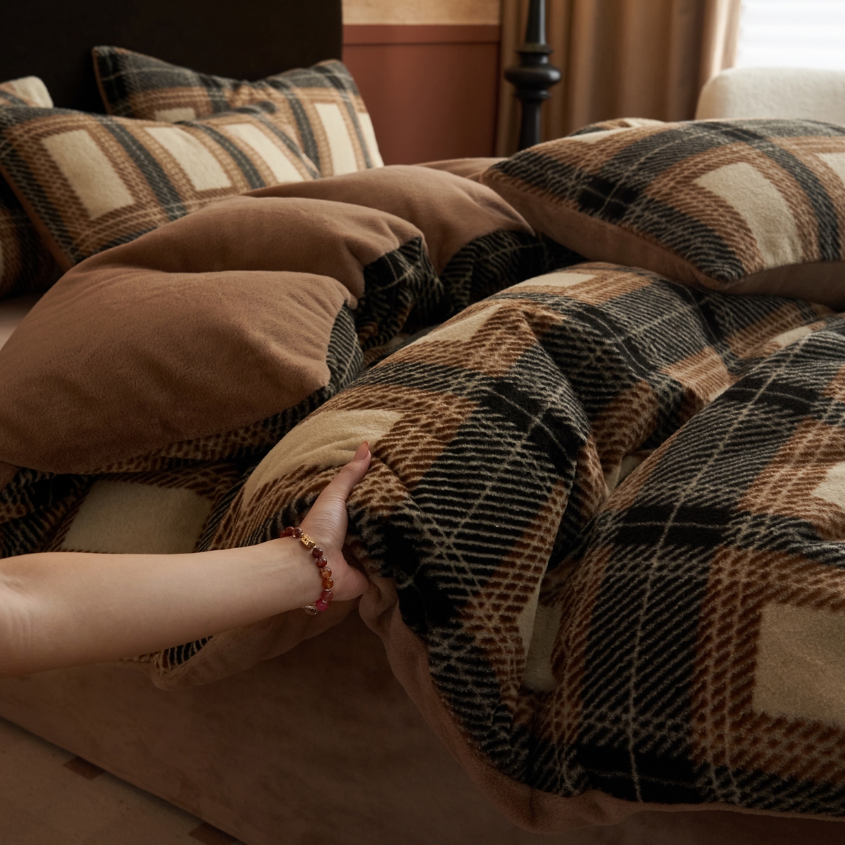 91家纺网 家纺一手货源 找家纺 （总）晨曦家纺 2025新款加厚加绒羊驼绒四件套牛奶绒四件套