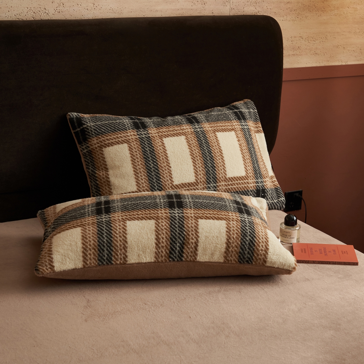 91家纺网 家纺一手货源 找家纺 晨曦家纺 2025新款加厚加绒羊驼绒四件套牛奶绒四件套 可可西里