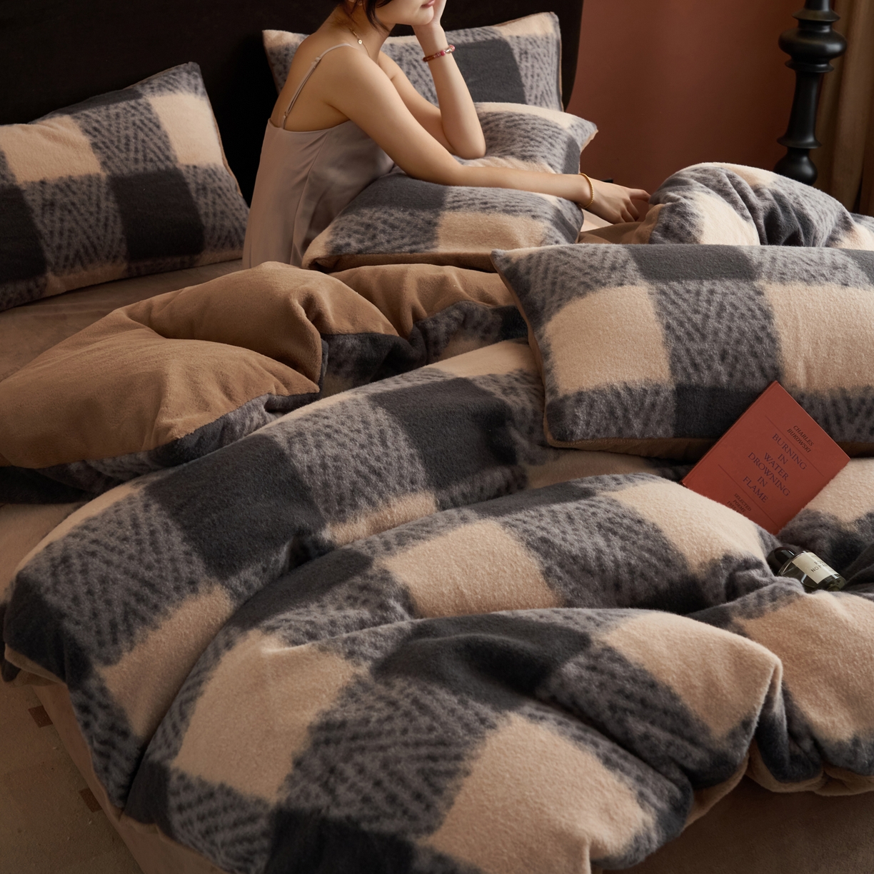 91家纺网 家纺一手货源 找家纺 晨曦家纺 2025新款加厚加绒羊驼绒四件套牛奶绒四件套 雅致