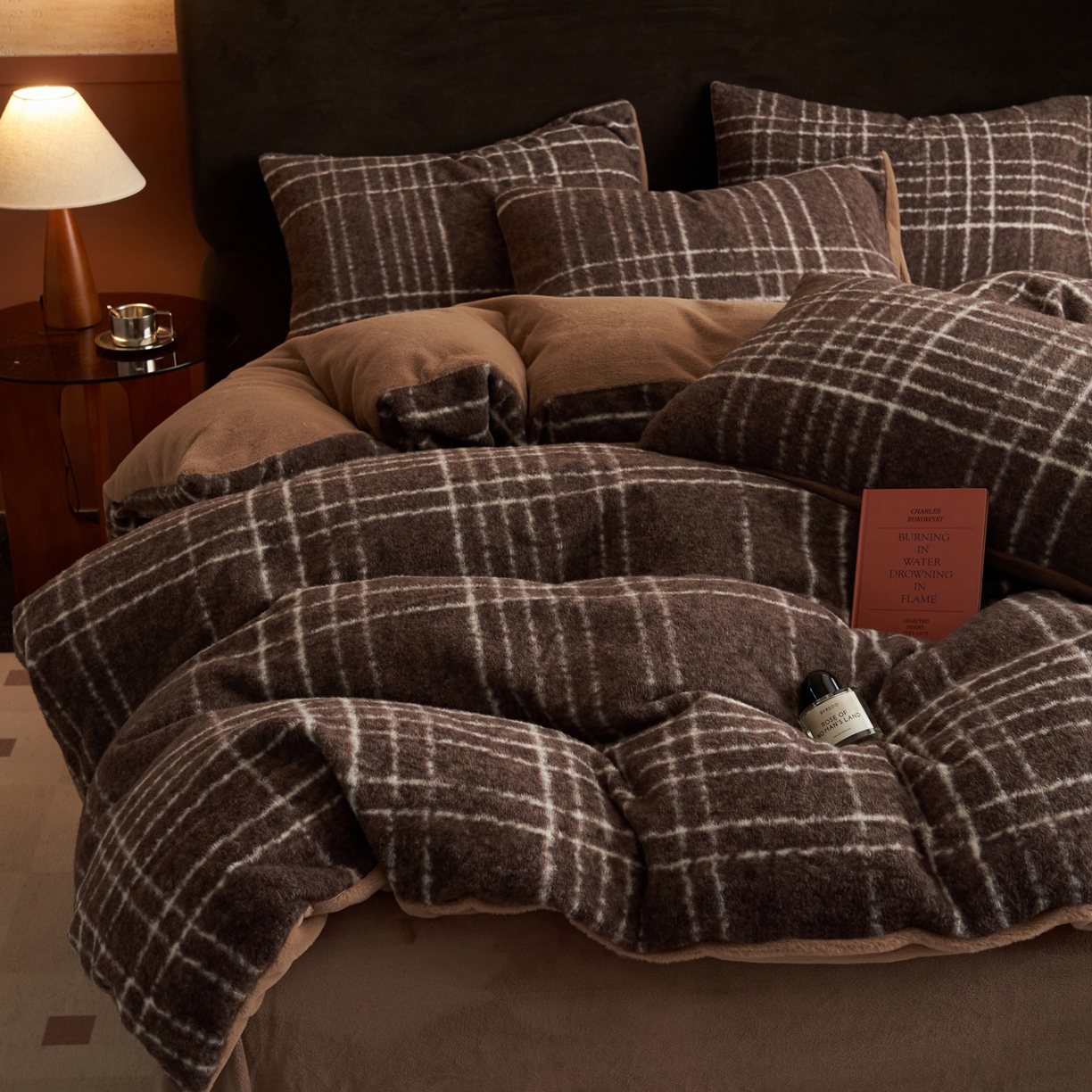 91家纺网 家纺一手货源 找家纺 晨曦家纺 2025新款加厚加绒羊驼绒四件套牛奶绒四件套 年华-咖