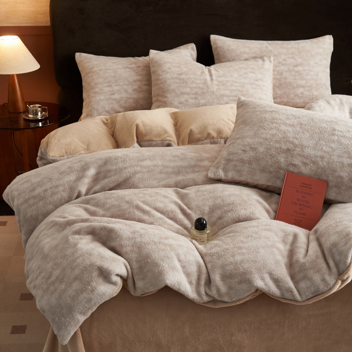 91家纺网 家纺一手货源 找家纺 晨曦家纺 2025新款加厚加绒羊驼绒四件套牛奶绒四件套 如歌