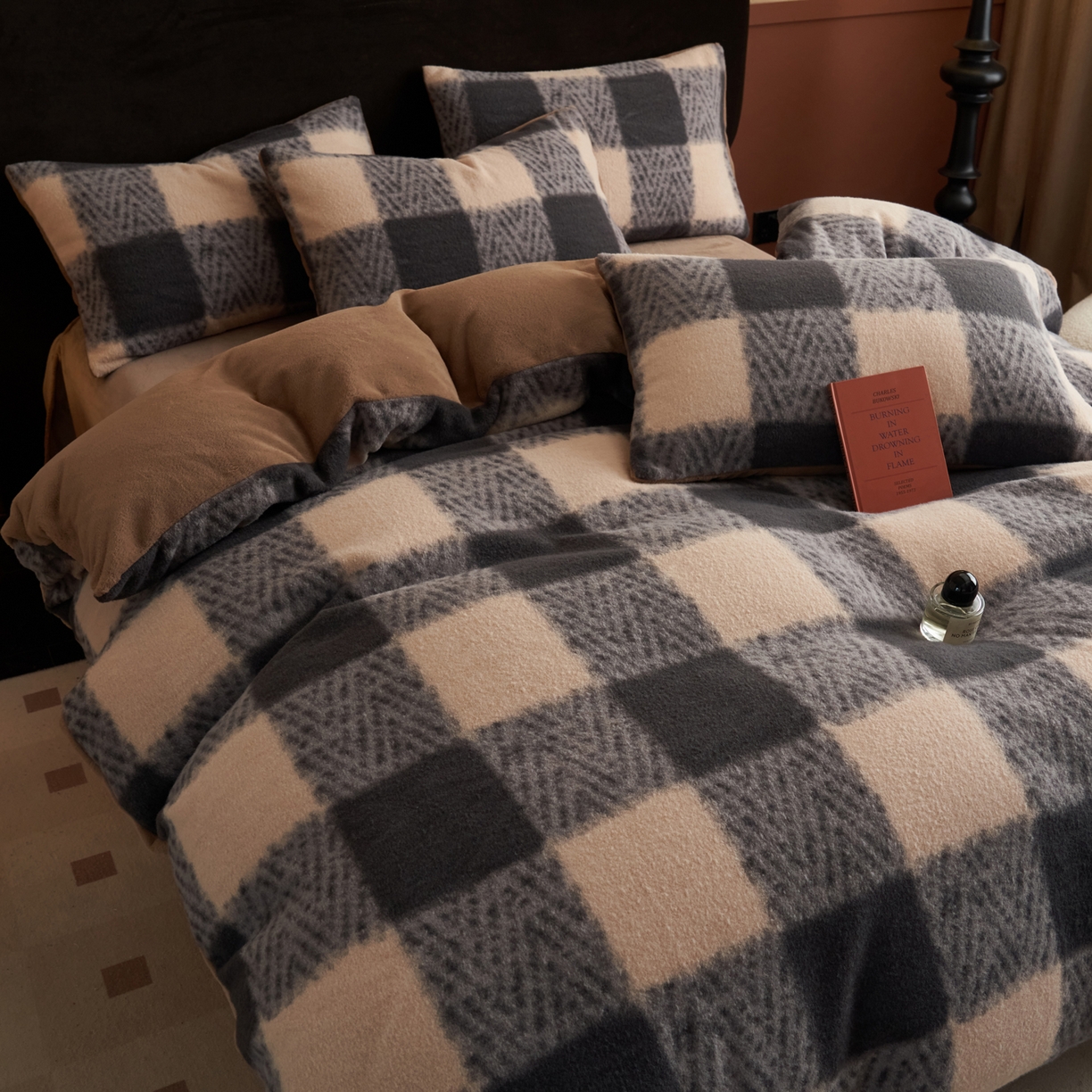 91家纺网 家纺一手货源 找家纺 晨曦家纺 2025新款加厚加绒羊驼绒四件套牛奶绒四件套 雅致