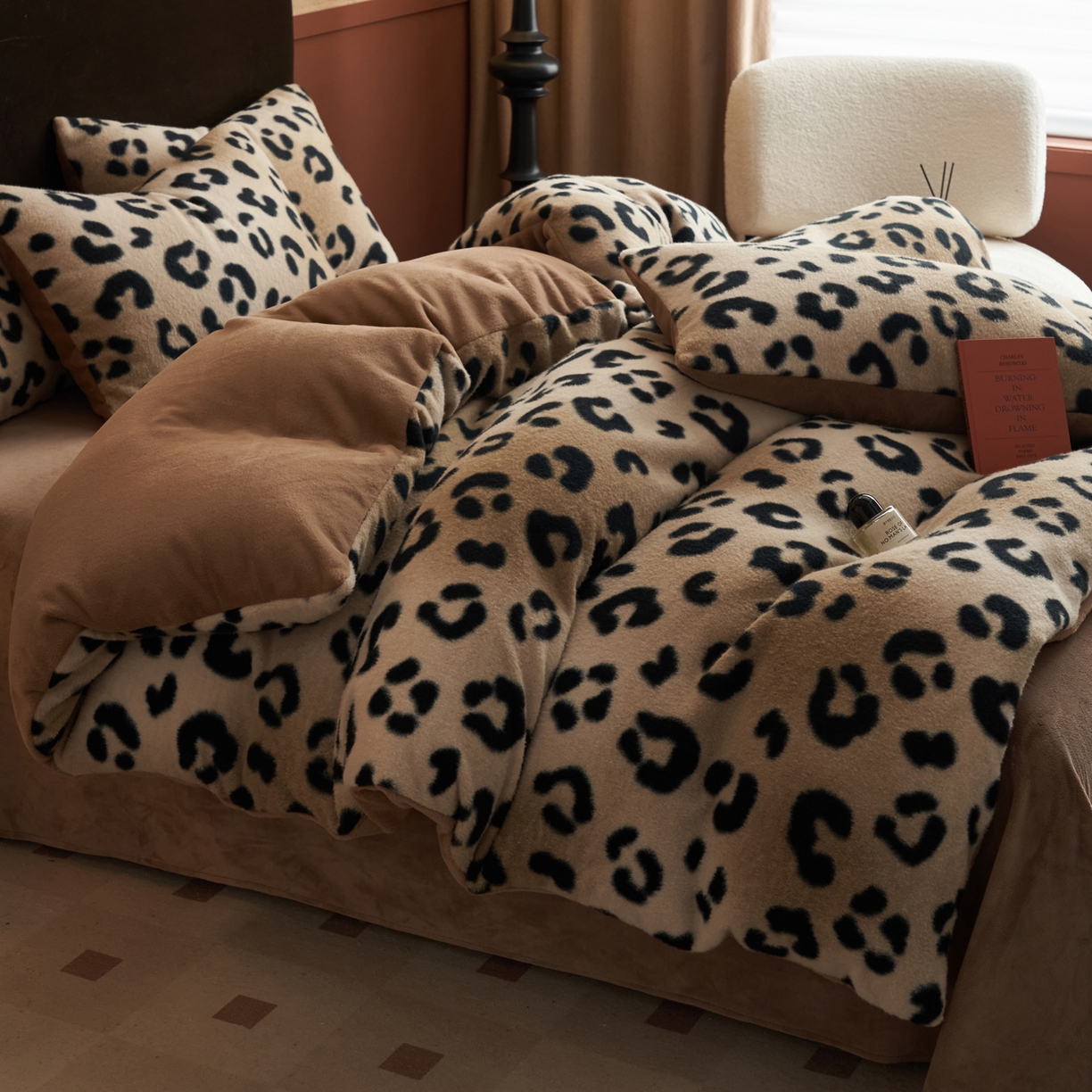 91家纺网 家纺一手货源 找家纺 晨曦家纺 2025新款加厚加绒羊驼绒四件套牛奶绒四件套 豹纹咖