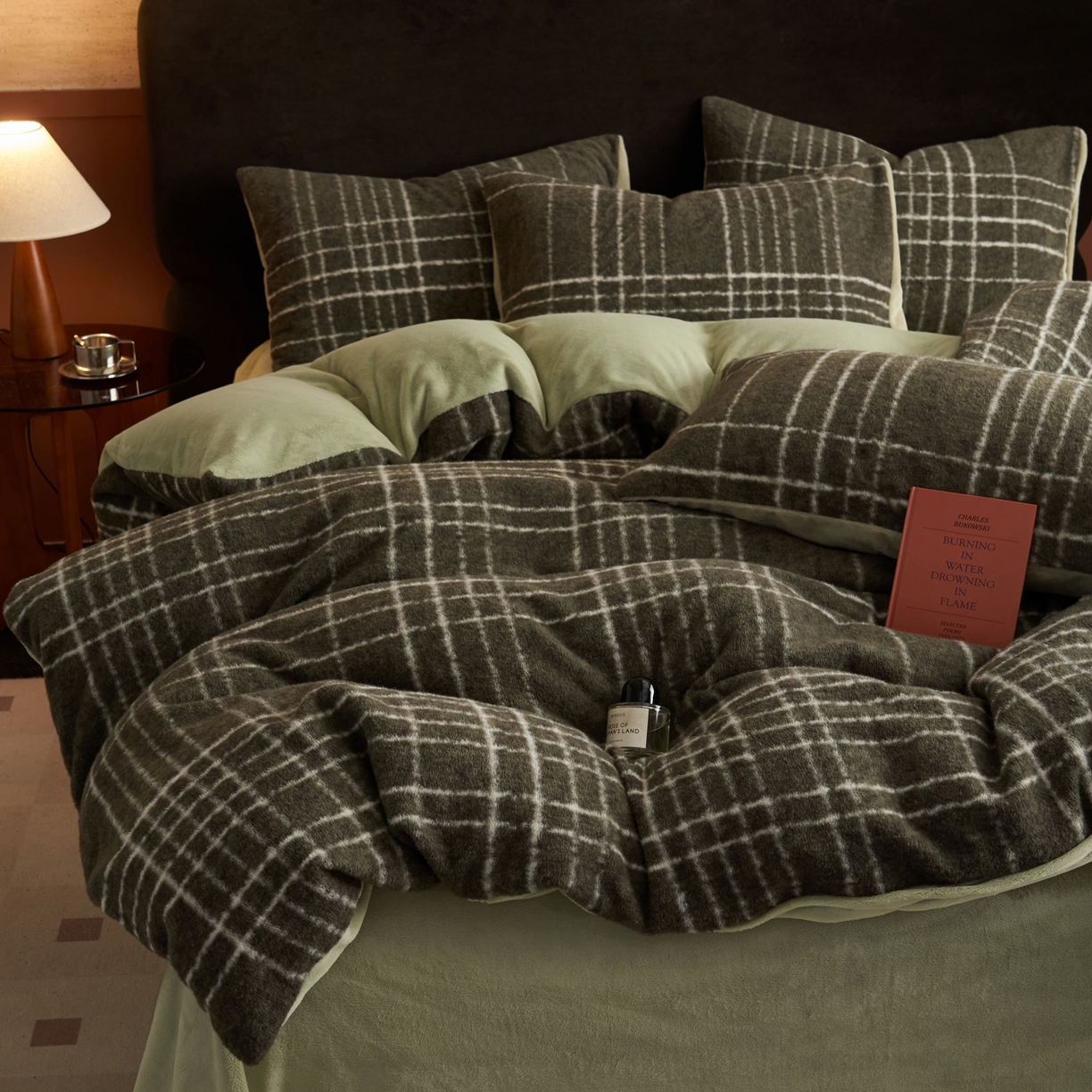 91家纺网 家纺一手货源 找家纺 晨曦家纺 2025新款加厚加绒羊驼绒四件套牛奶绒四件套 年华-奶昔绿