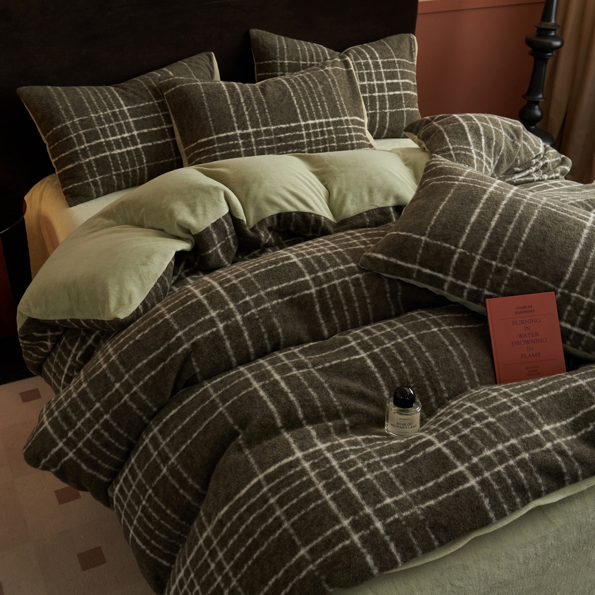 91家纺网 家纺一手货源 找家纺 晨曦家纺 2025新款加厚加绒羊驼绒四件套牛奶绒四件套 年华-奶昔绿