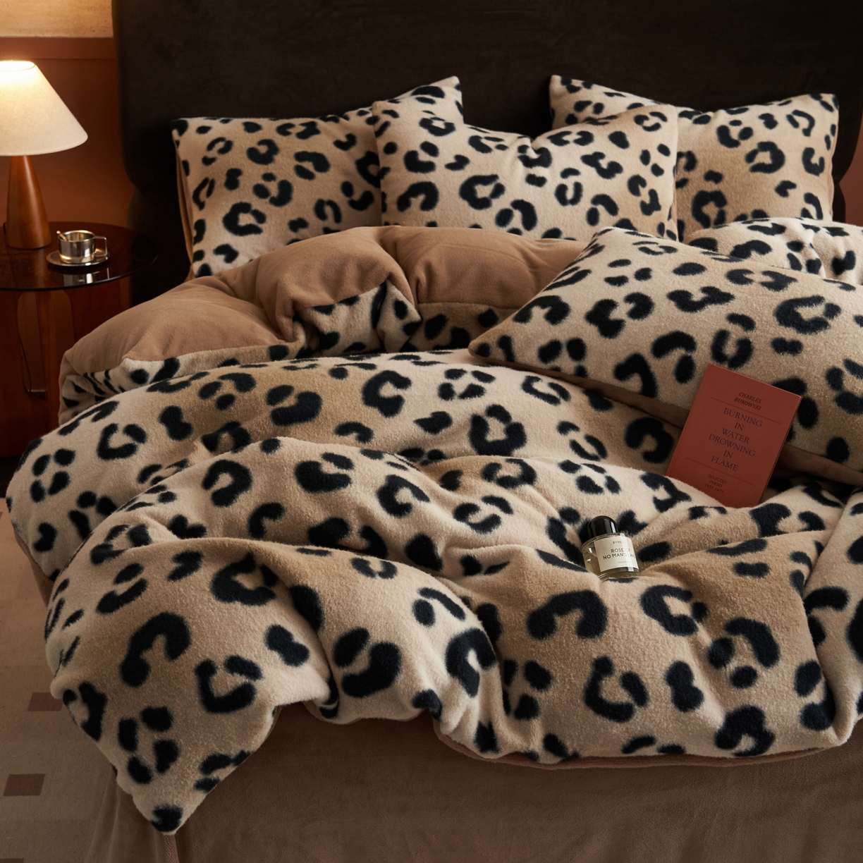 91家纺网 家纺一手货源 找家纺 晨曦家纺 2025新款加厚加绒羊驼绒四件套牛奶绒四件套 豹纹咖