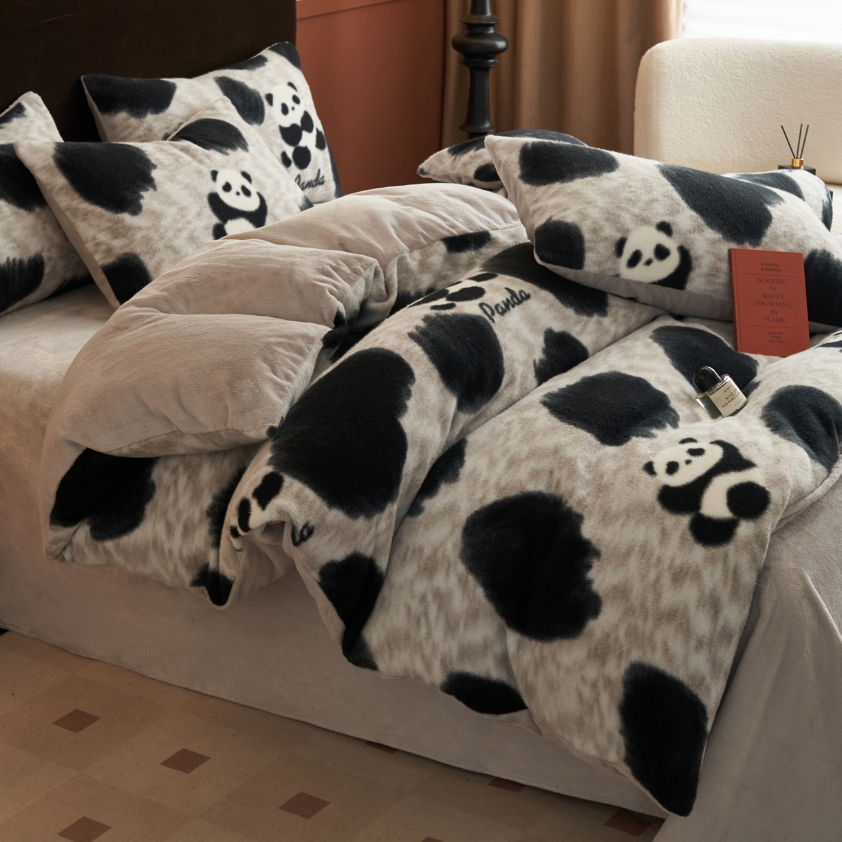 91家纺网 家纺一手货源 找家纺 晨曦家纺 2025新款加厚加绒羊驼绒四件套牛奶绒四件套 熊猫潘达