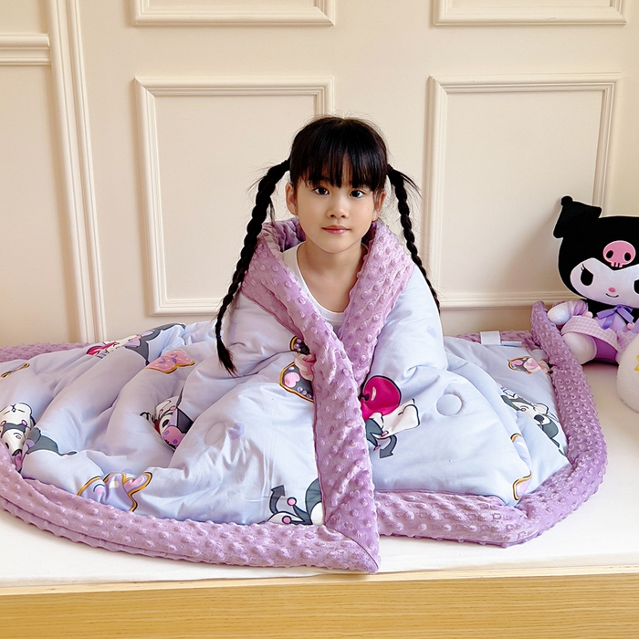 91家纺网 家纺一手货源 找家纺 鱼宝 2025新款三丽鸥针织棉豆豆被 可爱库洛米