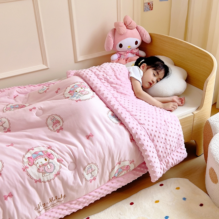 91家纺网 家纺一手货源 找家纺 鱼宝 2025新款三丽鸥针织棉豆豆被 甜甜美乐蒂