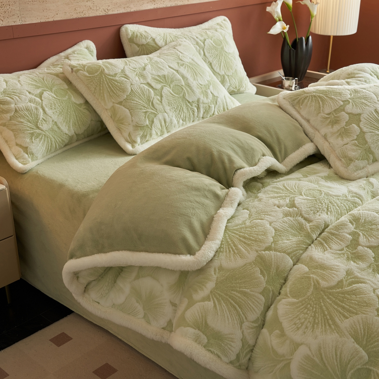 91家纺网 家纺一手货源 找家纺 晨曦家纺 2025新款高克重兔毛绒浪花四件套牛奶绒四件套兔毛边床品 约瑟芬