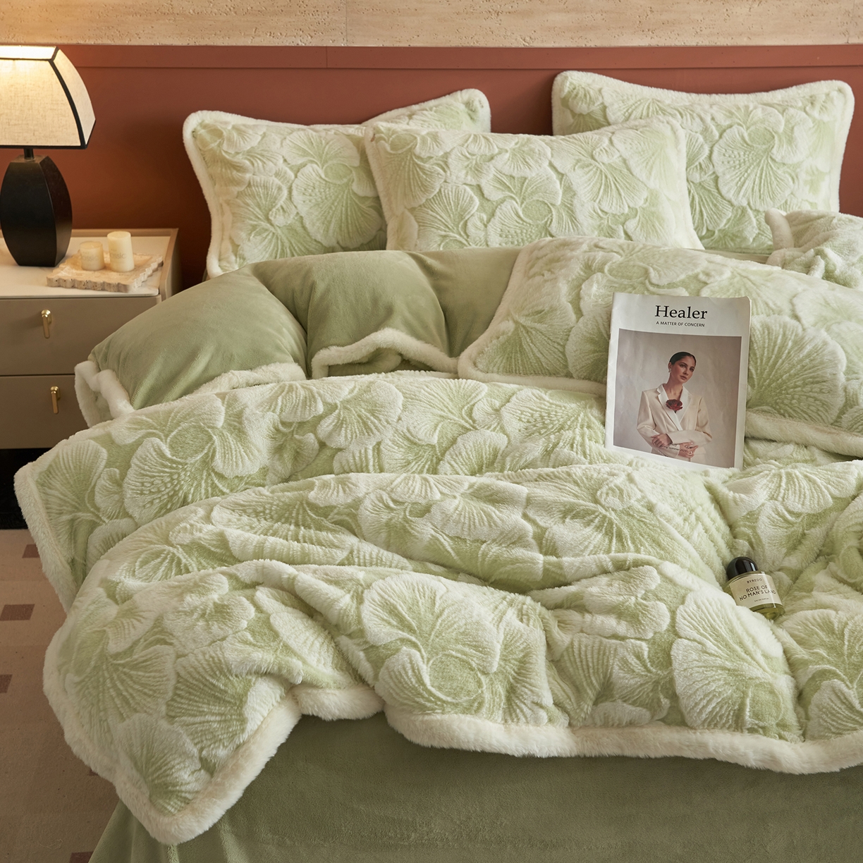 91家纺网 家纺一手货源 找家纺 晨曦家纺 2025新款高克重兔毛绒浪花四件套牛奶绒四件套兔毛边床品 约瑟芬