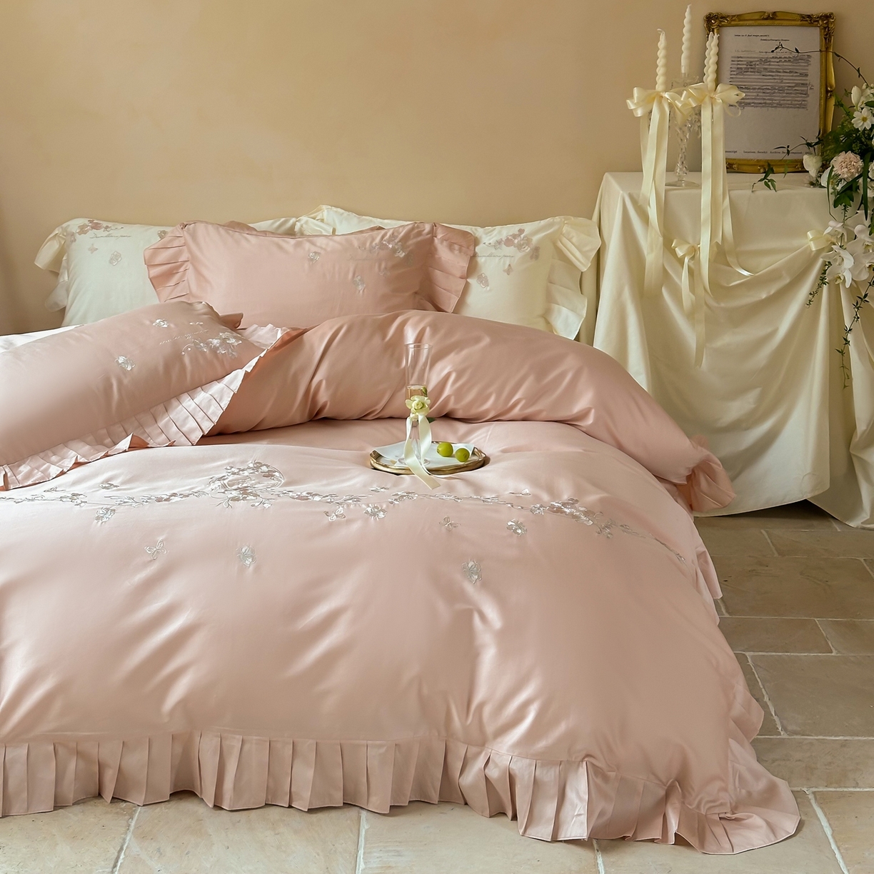 （总）窝米 2025新款长绒棉纯棉荷叶边100支刺绣工艺款四件套-玫瑰园