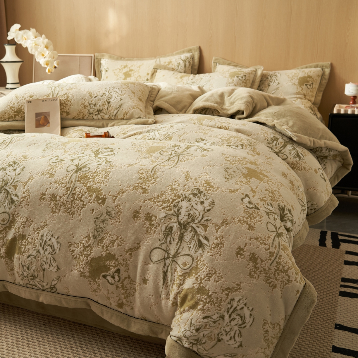 91家纺网 家纺一手货源 找家纺 （总）晨曦家纺 2025新款牛奶绒浪花四件套雕花绒床上四件套