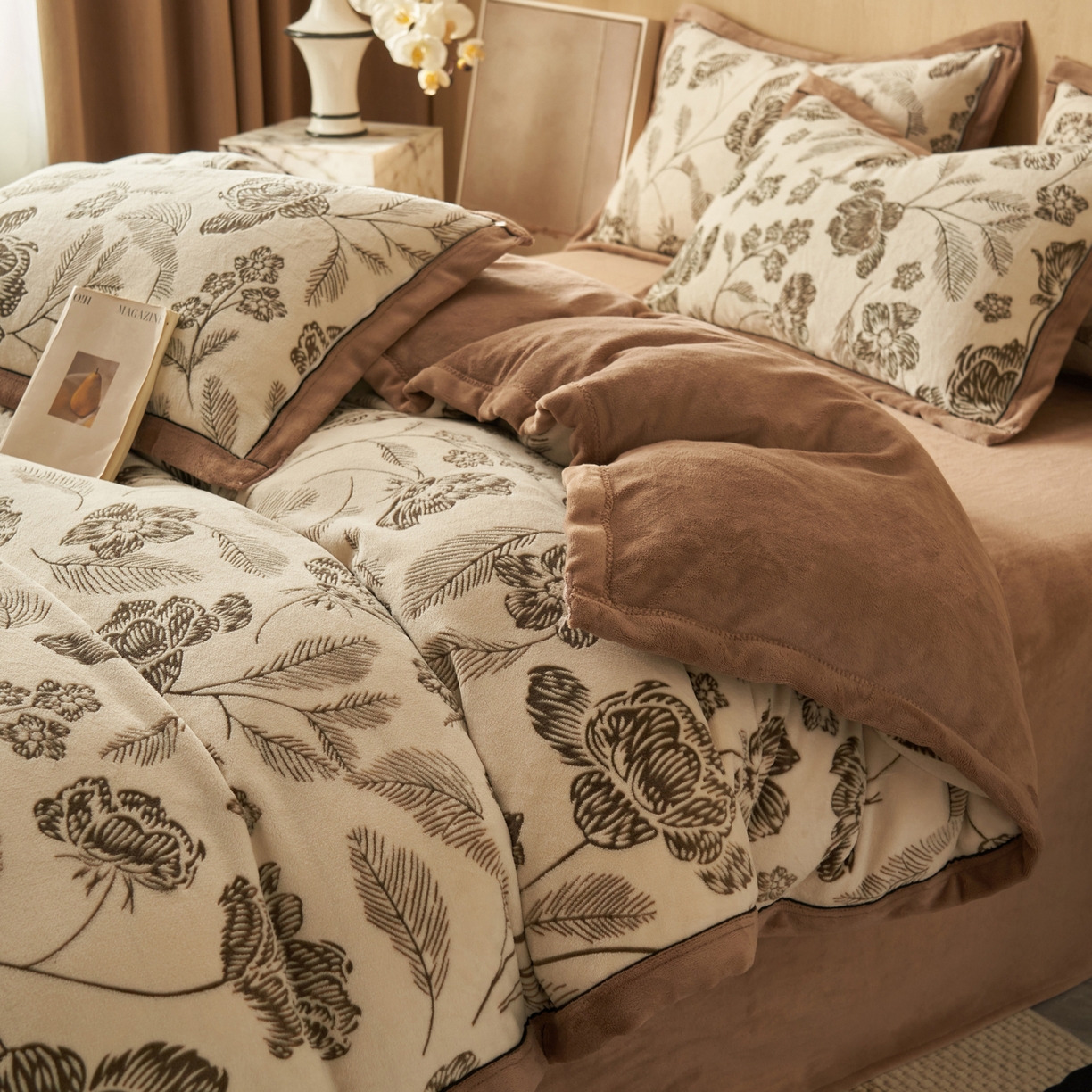 91家纺网 家纺一手货源 找家纺 晨曦家纺 2025新款牛奶绒浪花四件套雕花绒床上四件套 素馨