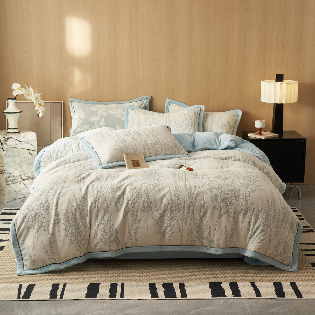 91家纺网 家纺一手货源 找家纺 晨曦家纺 2025新款牛奶绒浪花四件套雕花绒床上四件套 雅青