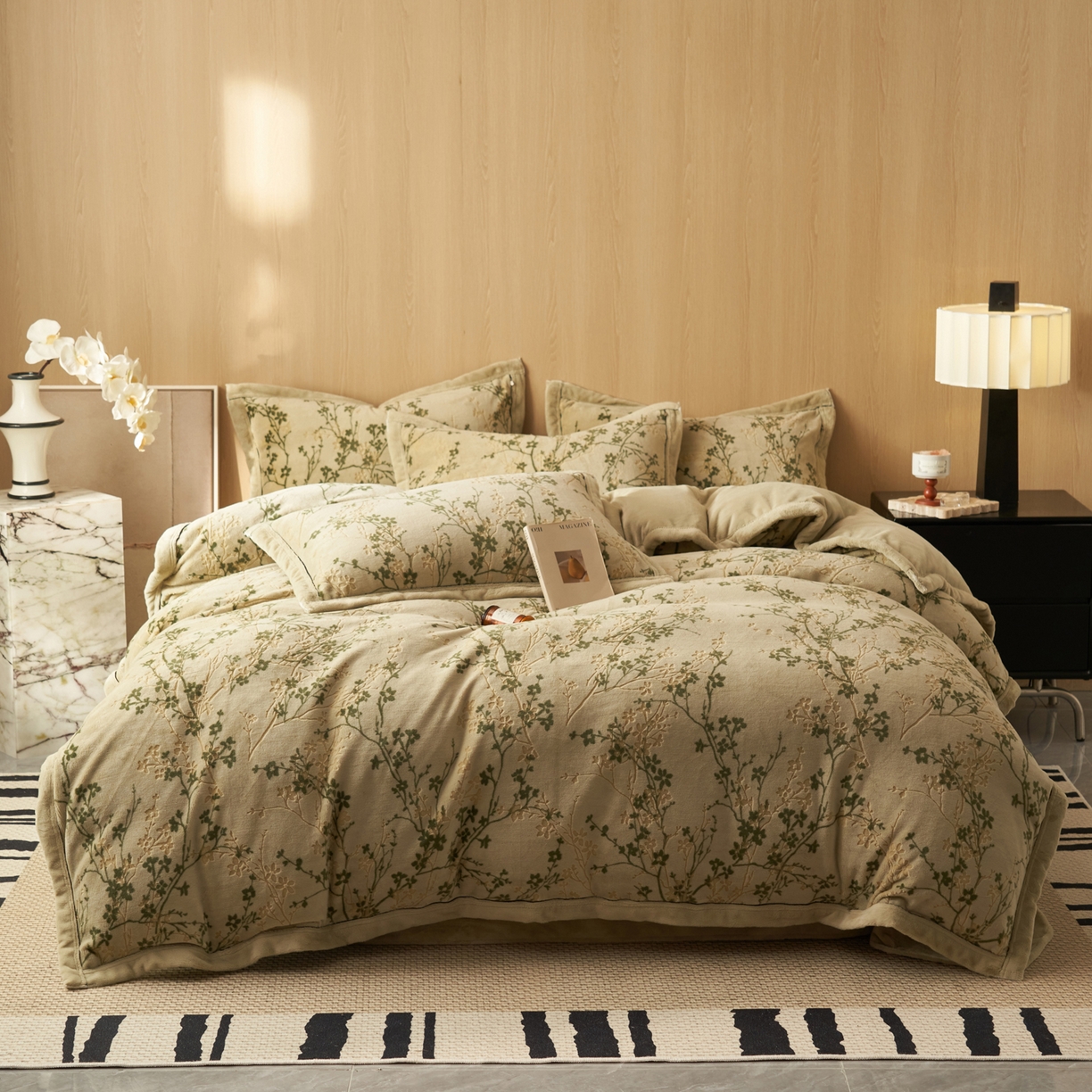 91家纺网 家纺一手货源 找家纺 晨曦家纺 2025新款牛奶绒浪花四件套雕花绒床上四件套 枝影