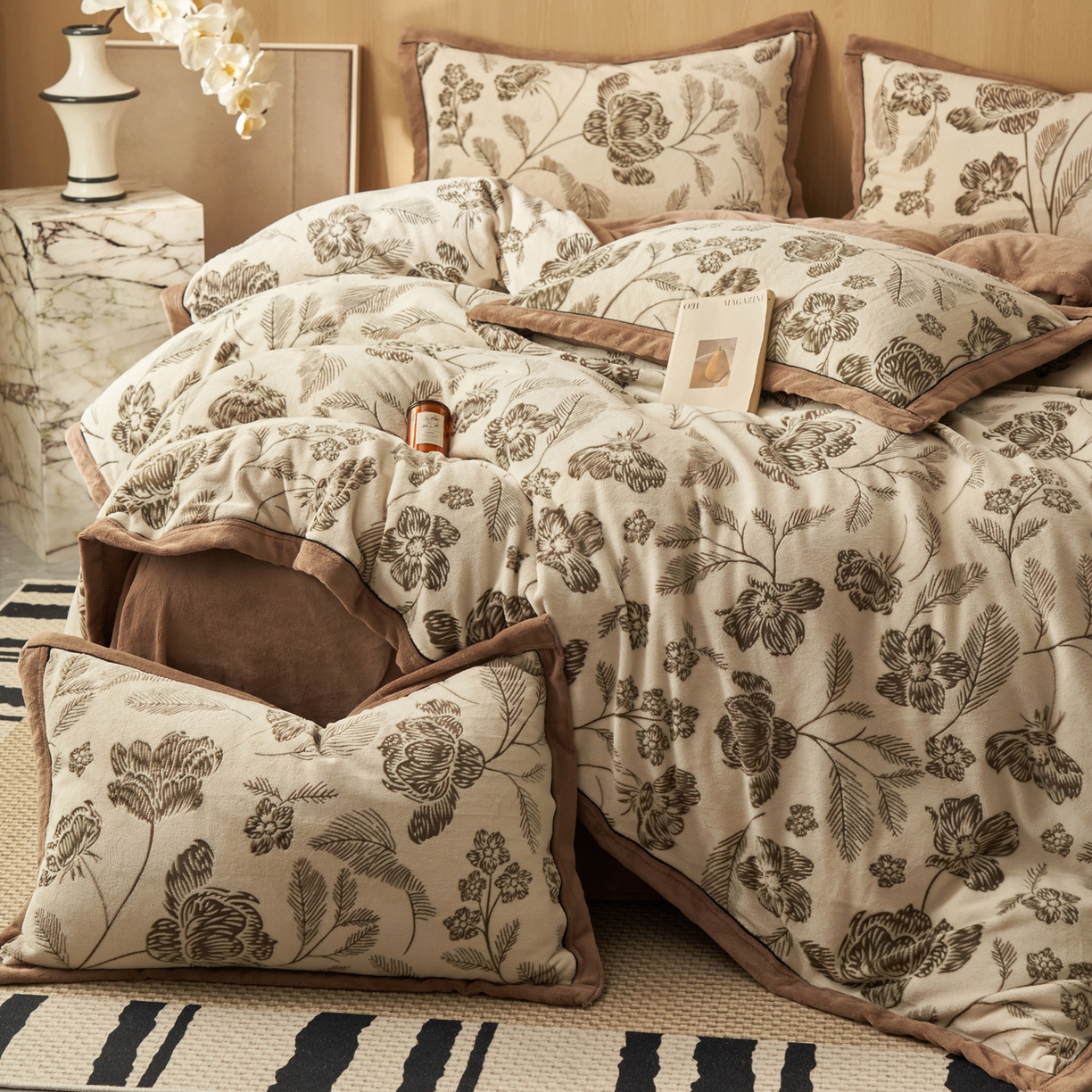 91家纺网 家纺一手货源 找家纺 晨曦家纺 2025新款牛奶绒浪花四件套雕花绒床上四件套 素馨