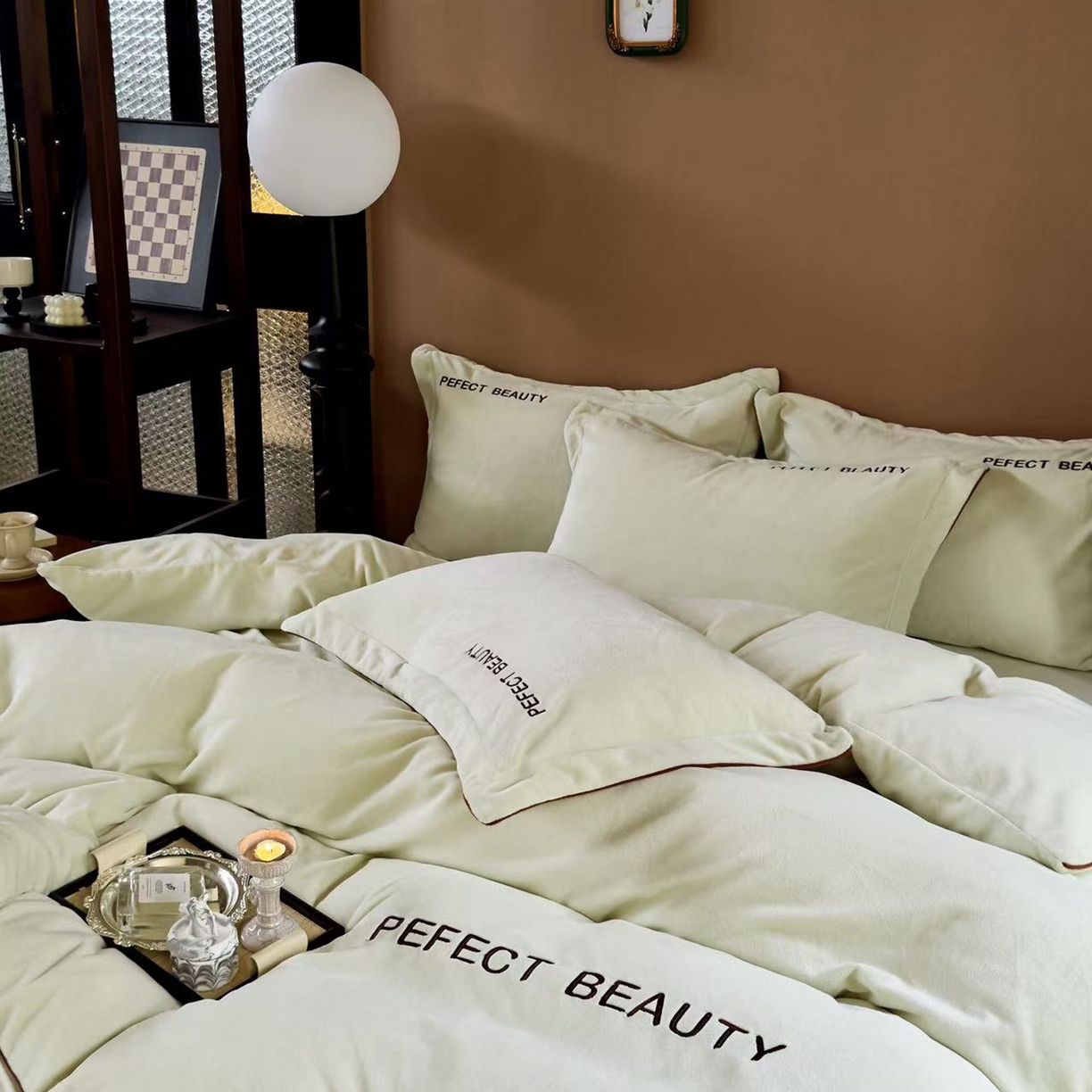 91家纺网 家纺一手货源 找家纺 玖玖爱家纺 2025新款全工艺牛奶绒刺绣四件套-时尚美 时尚美-果绿