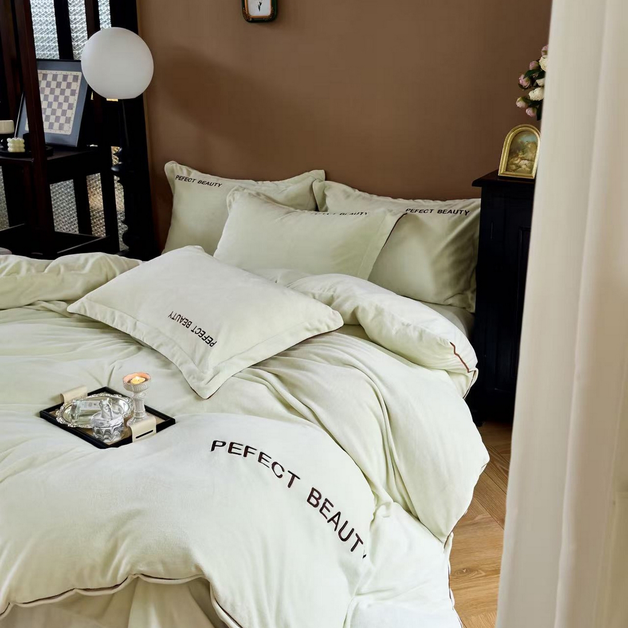 91家纺网 家纺一手货源 找家纺 玖玖爱家纺 2025新款全工艺牛奶绒刺绣四件套-时尚美 时尚美-果绿