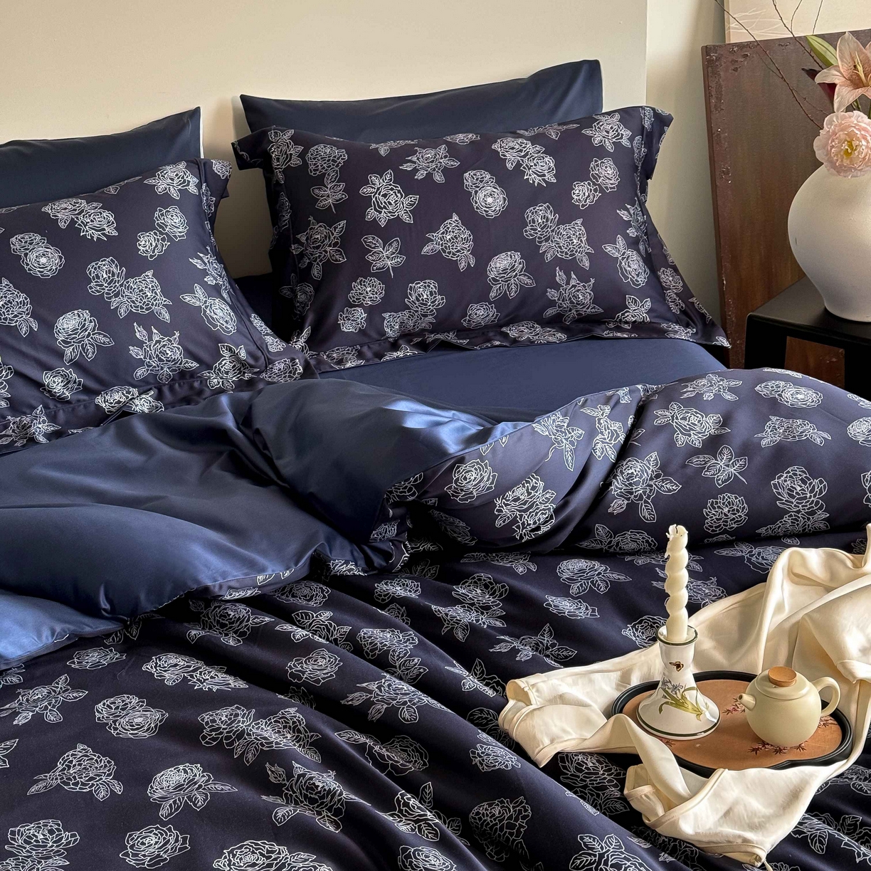 91家纺网 家纺一手货源 找家纺 （总）窝米 2025新款数码印花100支长绒棉纯棉工艺花边款四件套-青花瓷