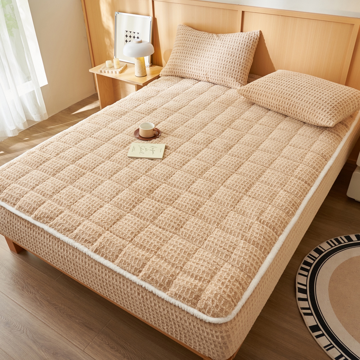 91家纺网 家纺一手货源 找家纺 （总）爱乐  塔芙绒夹棉床笠 牛奶绒床笠