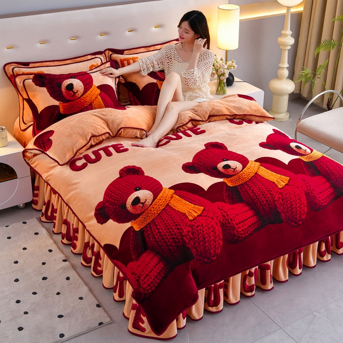 91家纺网 家纺一手货源 找家纺 缘莉娜家纺 2025高克重8斤牛奶绒四件套金貂绒法莱绒加厚保暖直播电商爆款 萌萌熊