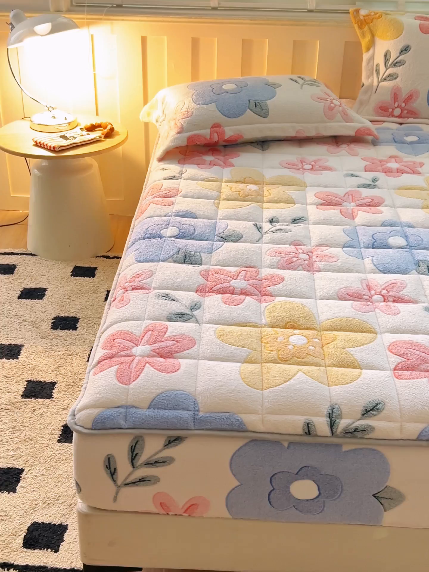 91家纺网 家纺一手货源 找家纺 （总）爱乐   雪花绒夹棉床笠 牛奶绒床笠