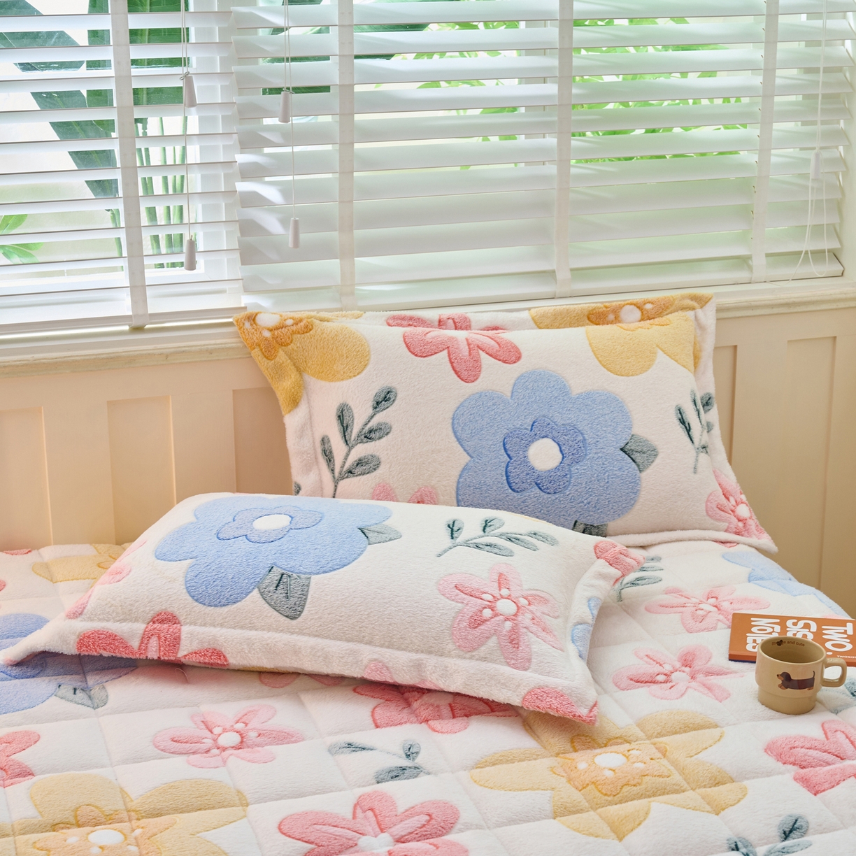 91家纺网 家纺一手货源 找家纺 （总）爱乐   雪花绒夹棉床笠 牛奶绒床笠