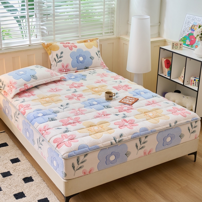 91家纺网 家纺一手货源 找家纺 （总）爱乐   雪花绒夹棉床笠 牛奶绒床笠