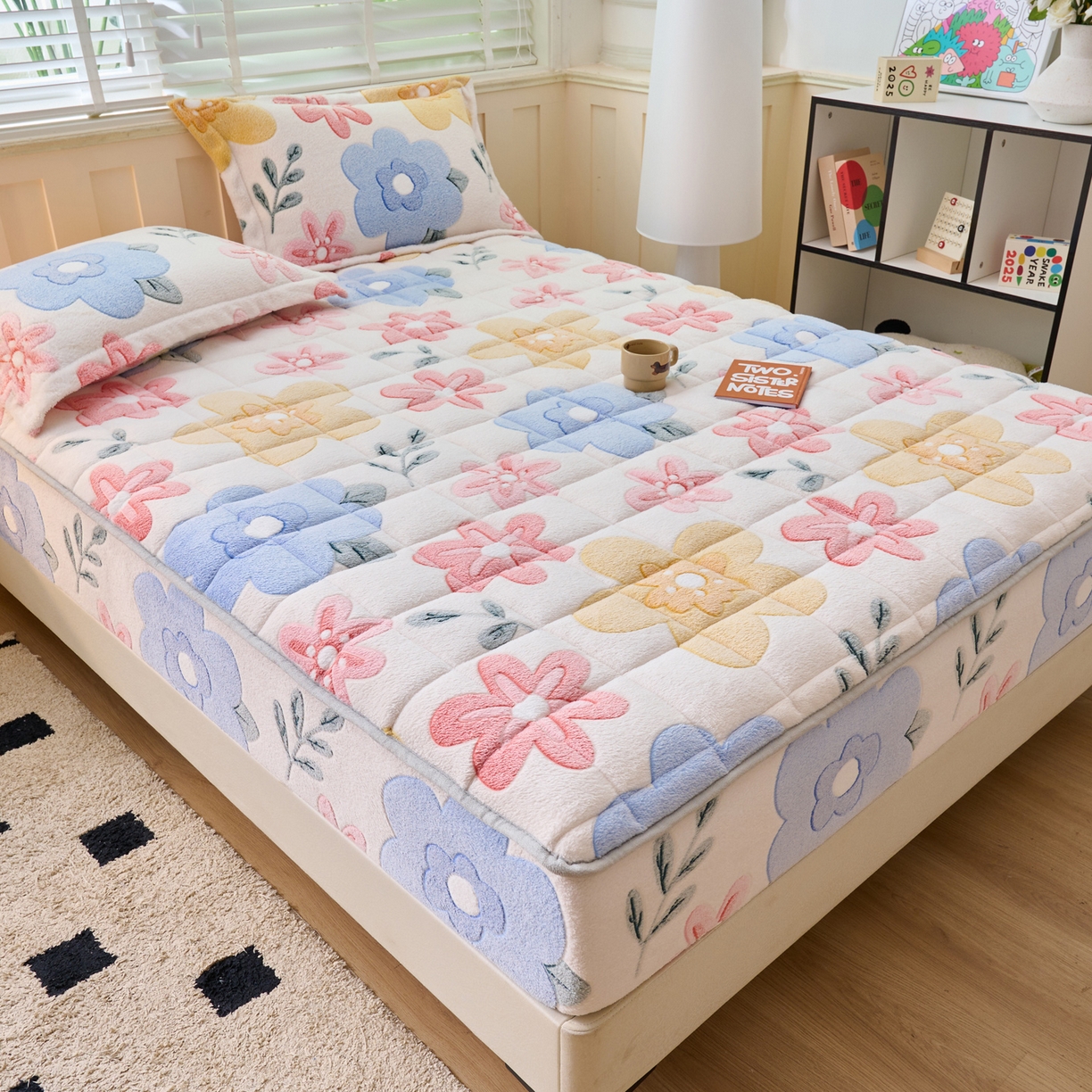 91家纺网 家纺一手货源 找家纺 （总）爱乐   雪花绒夹棉床笠 牛奶绒床笠