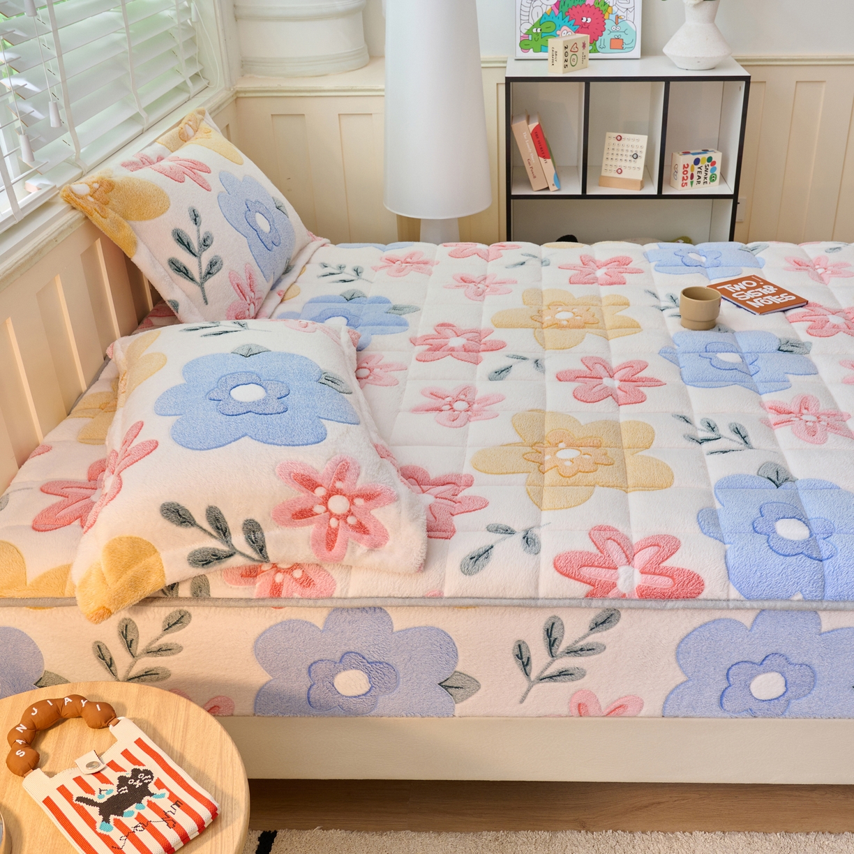 91家纺网 家纺一手货源 找家纺 （总）爱乐   雪花绒夹棉床笠 牛奶绒床笠