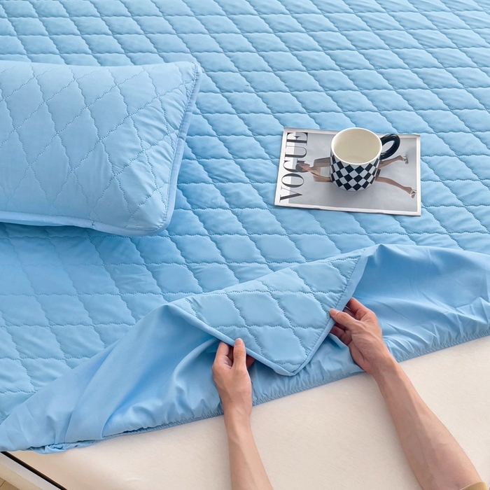 91家纺网 家纺一手货源 找家纺 蝶蔻家纺 2025新款亚马逊外贸跨境亲肤磨毛夹棉涤纶TPU防水床笠虾皮希音Temu爆款 浅蓝