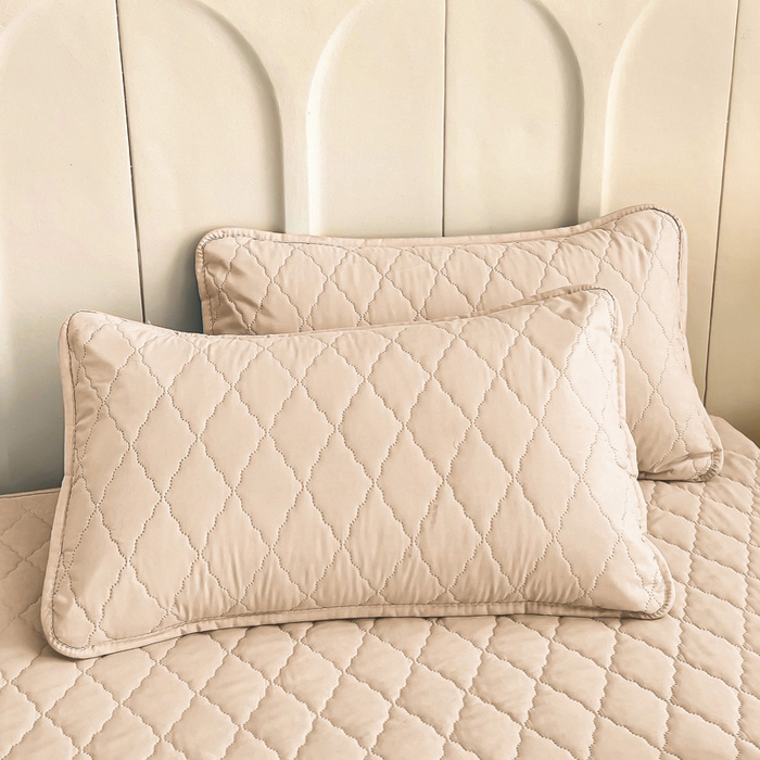 91家纺网 家纺一手货源 找家纺 蝶蔻家纺 2025新款亚马逊外贸跨境亲肤磨毛夹棉涤纶TPU防水床笠虾皮希音Temu爆款 卡其