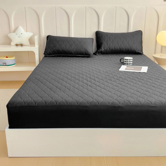 91家纺网 家纺一手货源 找家纺 蝶蔻家纺 2025新款亚马逊外贸跨境亲肤磨毛夹棉涤纶TPU防水床笠虾皮希音Temu爆款 黑色