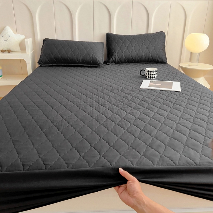 91家纺网 家纺一手货源 找家纺 蝶蔻家纺 2025新款亚马逊外贸跨境亲肤磨毛夹棉涤纶TPU防水床笠虾皮希音Temu爆款 黑色