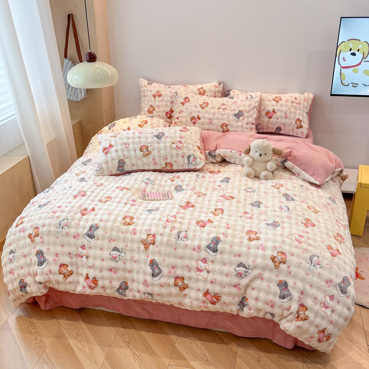 91家纺网 家纺一手货源 找家纺 金梦拉 2025直播爆款牛奶绒泡泡绒印花四件套 碎花萌友