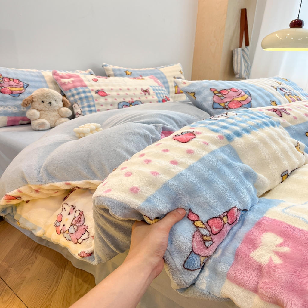 91家纺网 家纺一手货源 找家纺 金梦拉 2025直播爆款牛奶绒泡泡绒印花四件套 甜心小猫