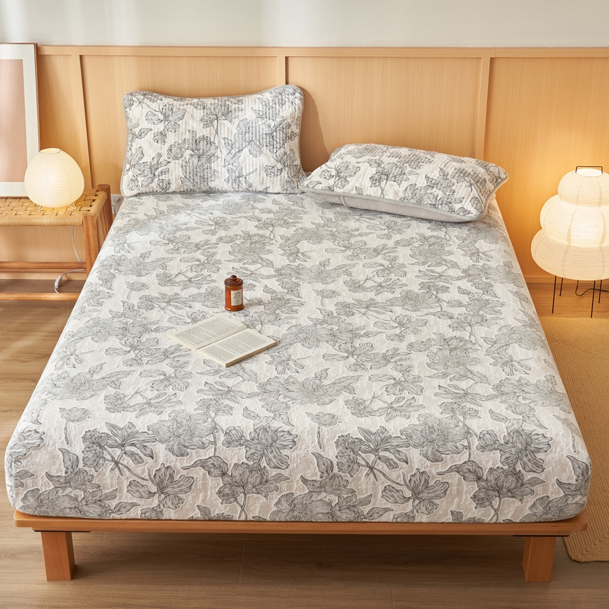 91家纺网 家纺一手货源 找家纺 （总）爱乐家纺 2025新款烂花牛奶绒床笠系列