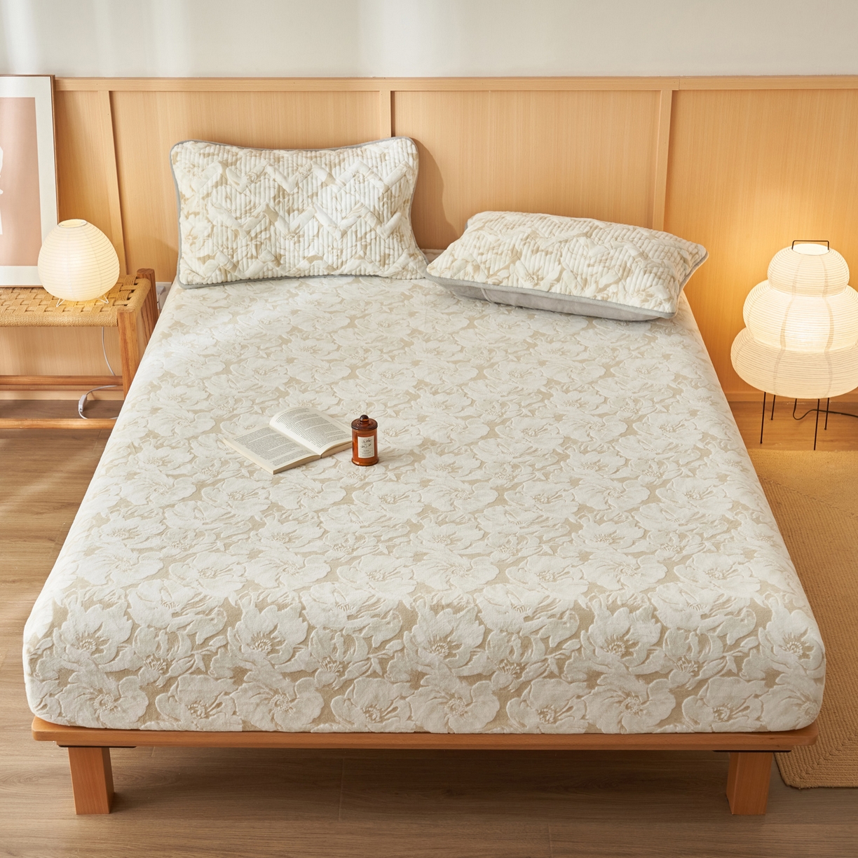 91家纺网 家纺一手货源 找家纺 （总）爱乐家纺 2025新款烂花牛奶绒床笠系列