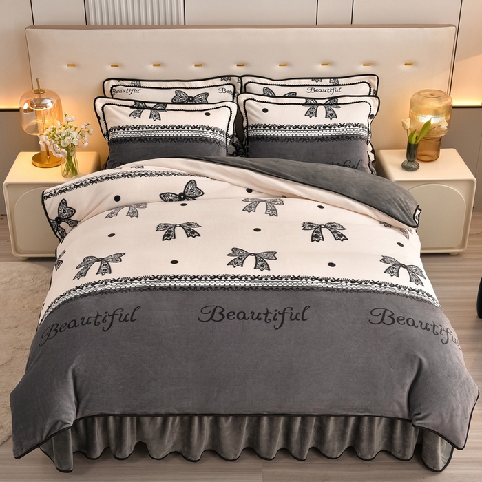 91家纺网 家纺一手货源 找家纺 （总）绘萱2025新品爆款8斤包边印花牛奶绒四件套床裙款法莱绒金貂貂狐