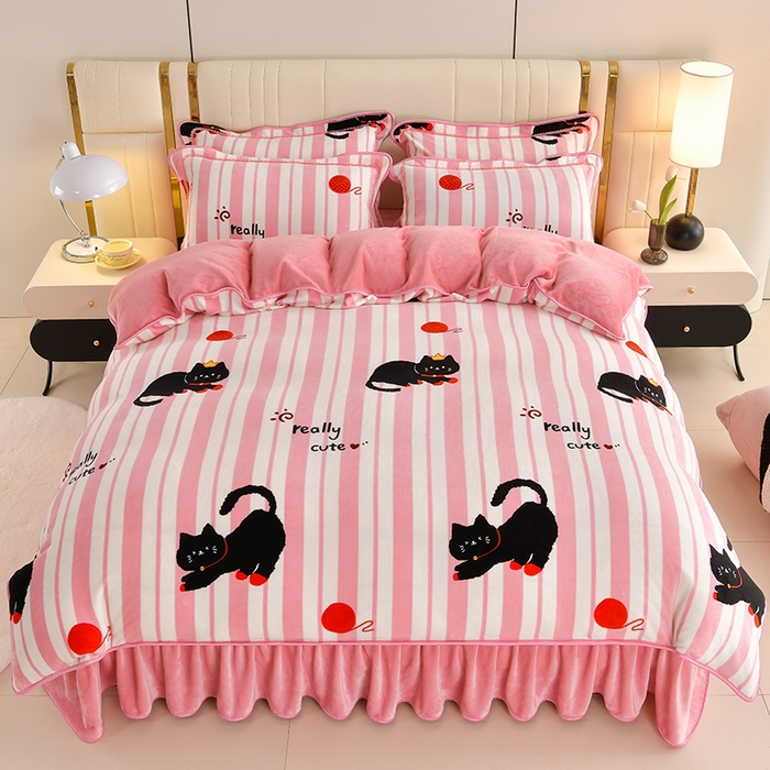 91家纺网 家纺一手货源 找家纺 （总）绘萱2025新品爆款8斤包边印花牛奶绒四件套床裙款法莱绒金貂貂狐