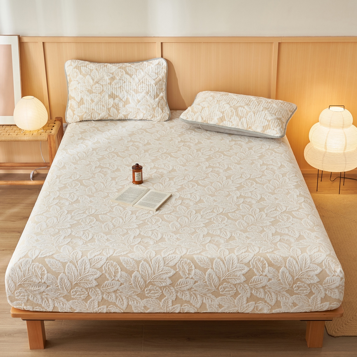 91家纺网 家纺一手货源 找家纺 （总）爱乐家纺 2025新款烂花牛奶绒床笠系列