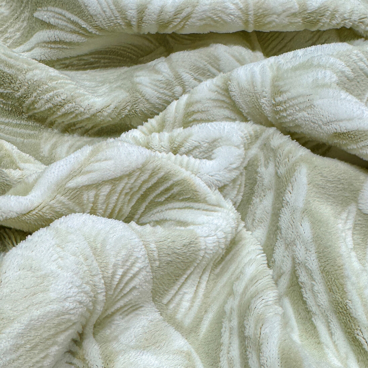 91家纺网 家纺一手货源 找家纺 云玲时尚 2025新款牛奶绒雕花兔毛绒包边床笠单床笠床笠单件 暖意浓浓